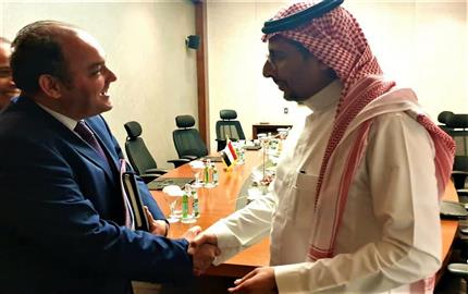 وزير التجارة والصناعة يلتقي نظيره السعودي لبحث سبل تنمية وتطوير العلاقات الصناعية