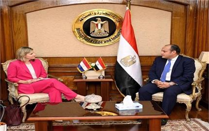 وزير التجارة والصناعة: 15.7% زيادة في حجم التبادل التجاري بين مصر وهولندا