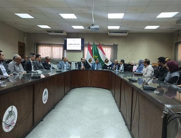 تجارية القليوبية تنظم ندوة تعريفية بالتعاون مع هيئة سلامة الغذاء لمناقشة انتقال صلاحيات التفتيش
